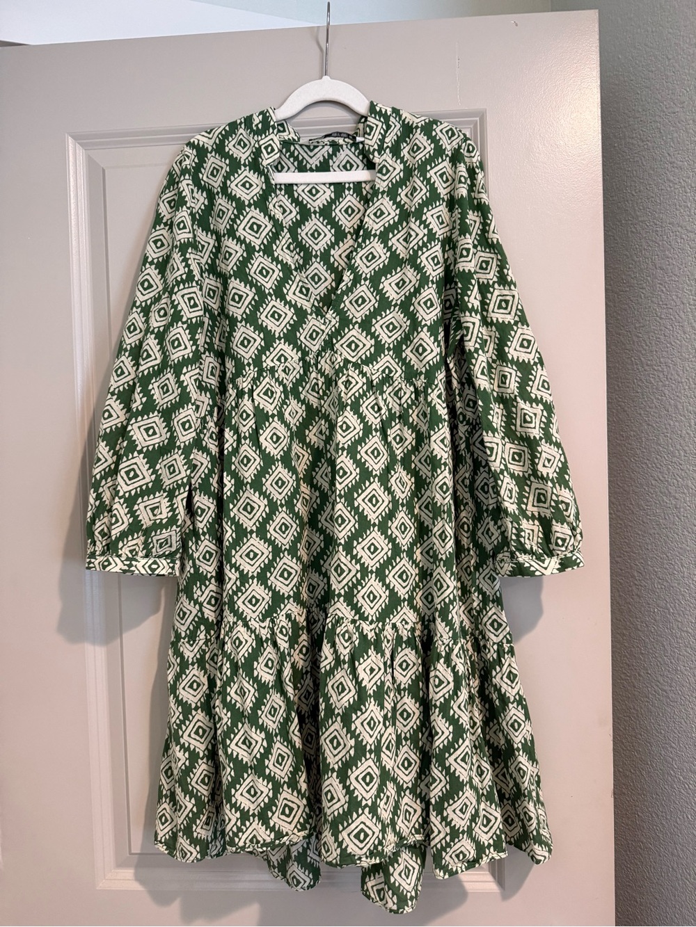 Zara Green and White Geometric Tiered Dress